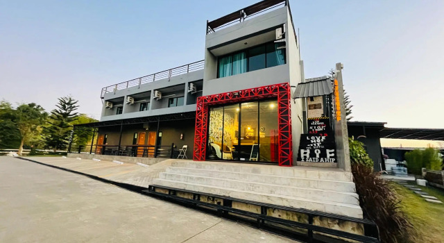 Manonkan Resort Khao Kho, Забронировать Курортный отель Отели Кхао-Кхо с парковкой, Парковка