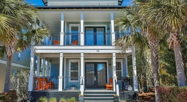 ENDLESS SUMMER DREAM 4 Bedroom Holiday Home by Five Star Properties, Book Hotel Hoteller i Inlet Beach med parkering, Parkering