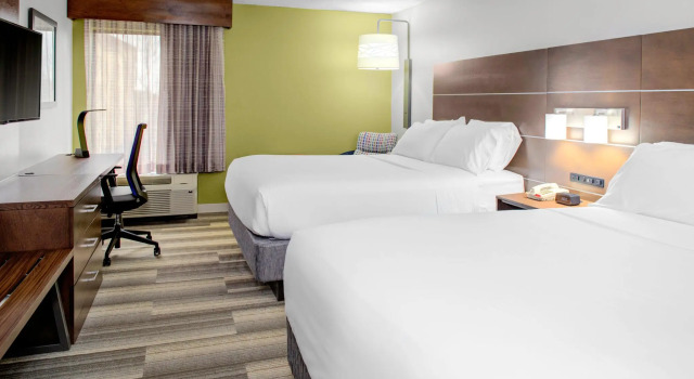 Четырёхместный номер Standard Holiday Inn Express - Chester by IHG