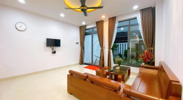 Апартаменты Gold Pig Homestay & Apartment
