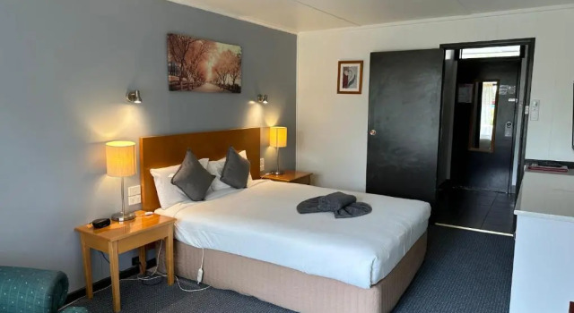 Двухместный номер Standard Statesman Motor Inn