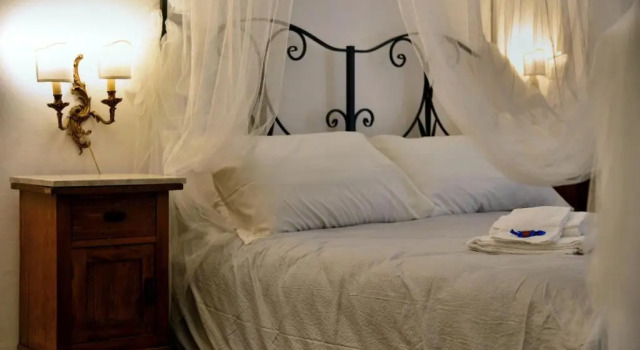 Real Teatro Umberto I, Book Hotel Hotels in Sicily with Parking, Parking