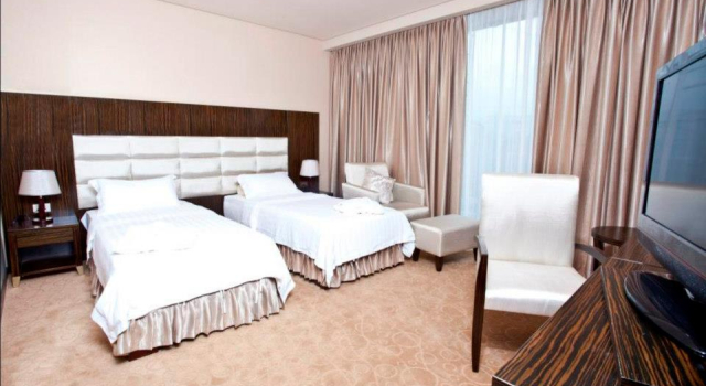 ОАЗИС, Book Hotel Chakvi 