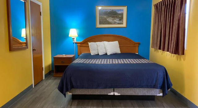 Номер Standard western skies motel