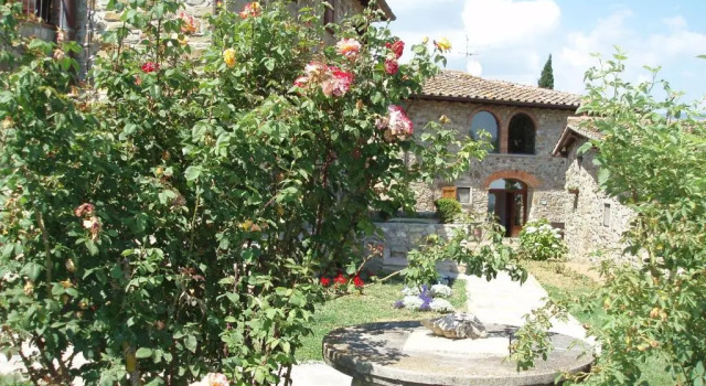 Апартаменты Borgo Romena