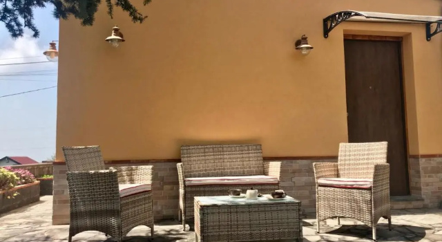 Коттедж Dependance in villa, Etna, natura, relax