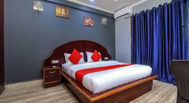Glorious Stayz by OYO Rooms