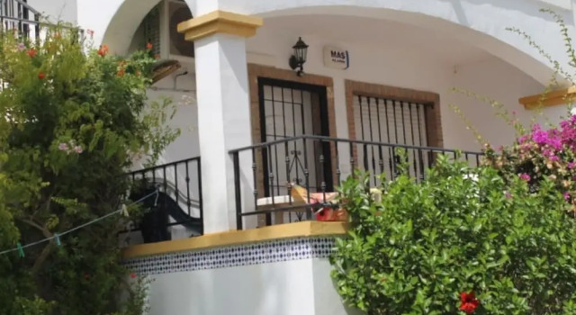 Los Dolses Ground Floor Apartment With Com. Pool, Забронировать Апартаменты/квартира Лос-Дольсес Коста-Бланка