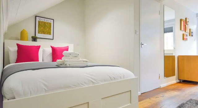Split Level Studio at West Hampstead, Varaa Huoneisto Asunnot kohteessa Merseyside, Huoneisto