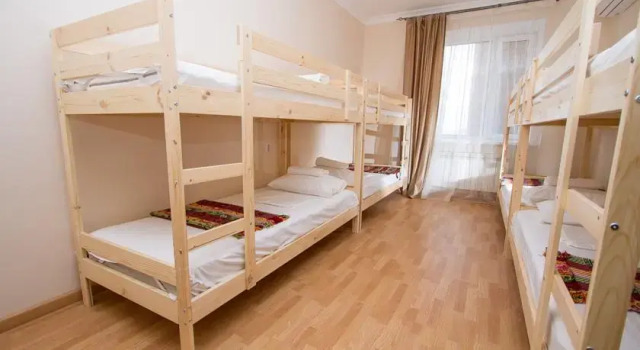 Hostel Positive