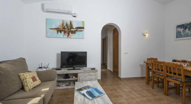 Villa Miguel, Varaa Villa Mökit kohteessa Ciutadella, Mökki