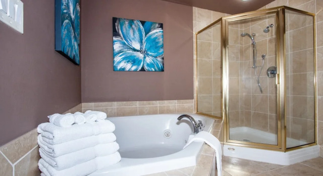 Three Bedroom Condo With Panoramic Views - Unit Crc0704, Prenota Hotel Hotel a Alabama con piscina, Piscina