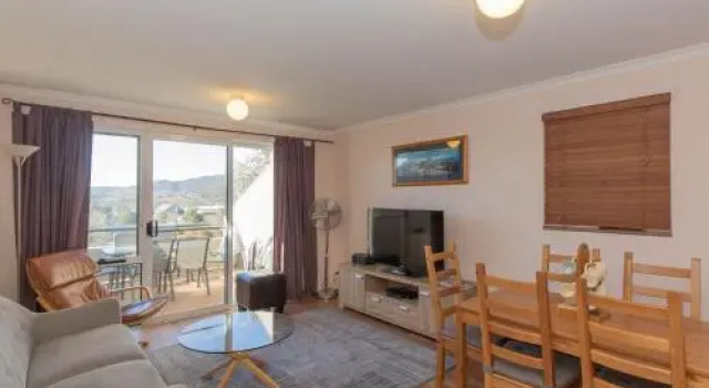 Cascades 13/3 Kurrajong Street