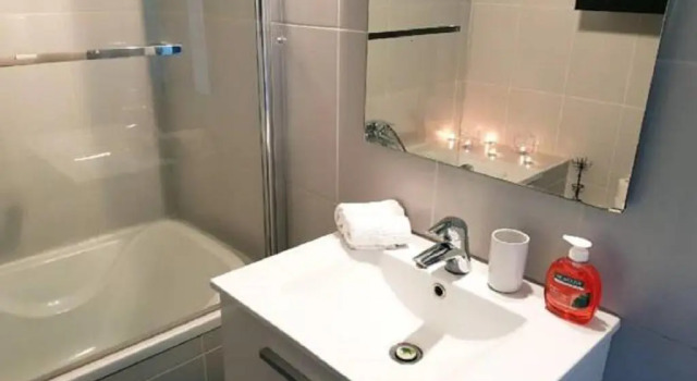 Апартаменты Appartement Cosy et spacieux, avec balcon et vue sur la mer