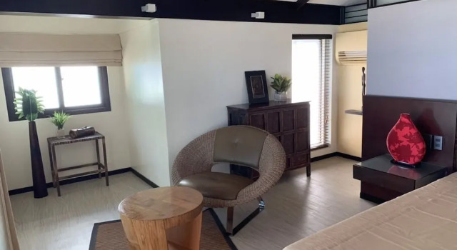 Standard huone parvekkeella Boracay Beach Houses