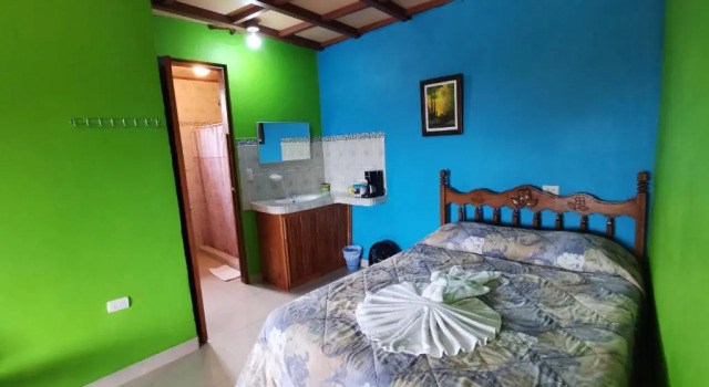 Los Tucanes Lodging, Prenota Hotel El Castillo Alajuela