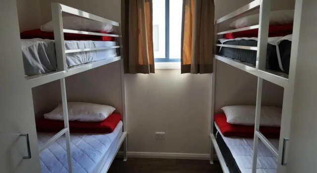 Вилла с 2 комнатами с видом на реку Horsham Riverside Caravan Park