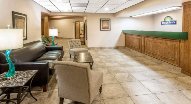 Motel 6 – Tiffin, OH, Rezerwuj Motel Hotele w Tiffin ze śniadaniem, Śniadanie