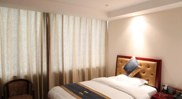 Dongjue Fengda Boutique Hotel, Varaa Boutique-hotelli Zhoupu Shanghai