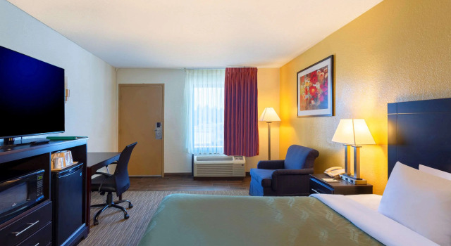 Двухместный номер Quality Inn at Arlington Highlands