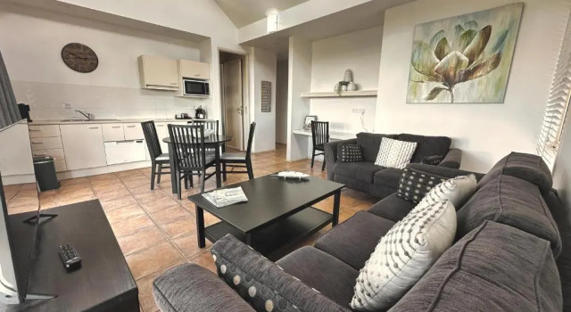 Вилла Grapevines Boutique Accommodation