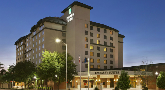 Embassy Suites Lincoln, Book Hotel 3-stjernede hoteller i Nebraska, 3*
