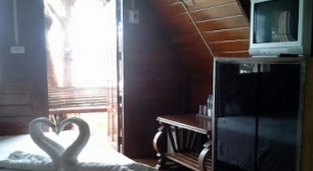 Koh Wai Beach Resort