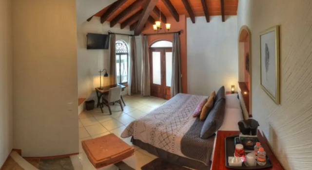 Hotel Santa Paula