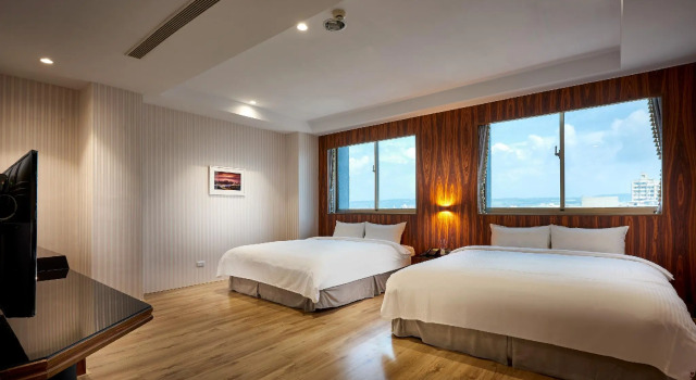 Четырёхместный номер Standard Oursea Hotel