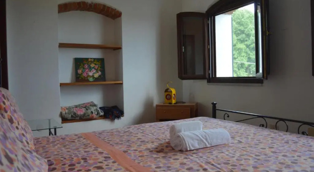 Casa Sarticola, Book Hotel Castelnuovo Magra Liguria