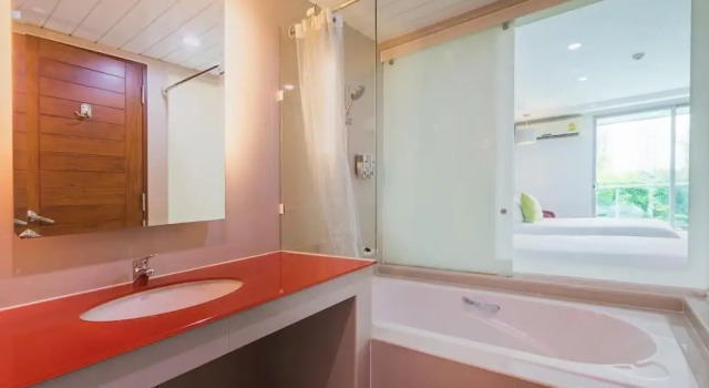 Двухместный номер Superior с балконом Nice Residence Hotel Bangkok