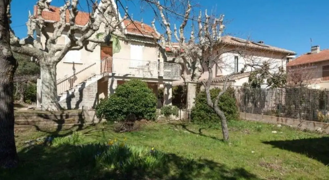 Cézanne Private Garden Apartment, Забронировать Апартаменты/квартира Отели Экс-ан-Прованса с парковкой, рядом с Статуя Поля Сезанна, Парковка