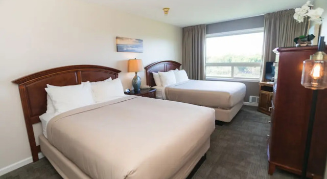 Люкс c 1 комнатой с балконом Canterbury Inn