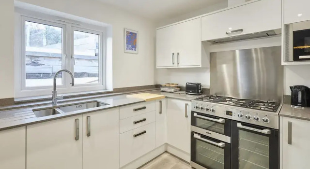 Host Stay Harrow Bothy, Забронировать Дом для отпуска Виллы Бервик-апон-Туид, рядом с The Swan Centre for Leisure, Вилла