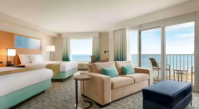 Четырёхместный люкс Surfbreak Virginia Beach Oceanfront, an Ascend Collection Hotel