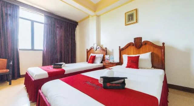 Двухместный номер Standard RedDoorz @ Kilometer 1 Roxas City