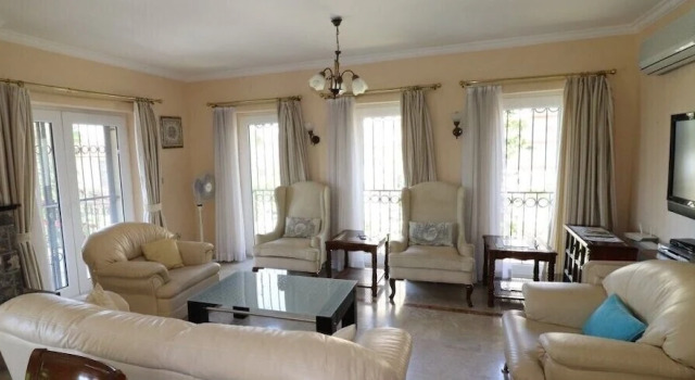 Villa FT04 by JoyLettings