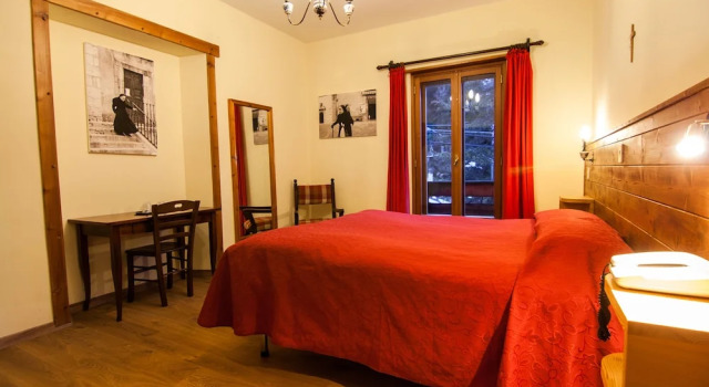Двухместный номер Standard с балконом Hotel Garnì Mille Pini