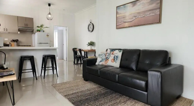 Abode On Market in the heart of Woolgoolga, Забронировать Отель Вулгулга Coffs Coast, рядом с Пляж Вулгулга