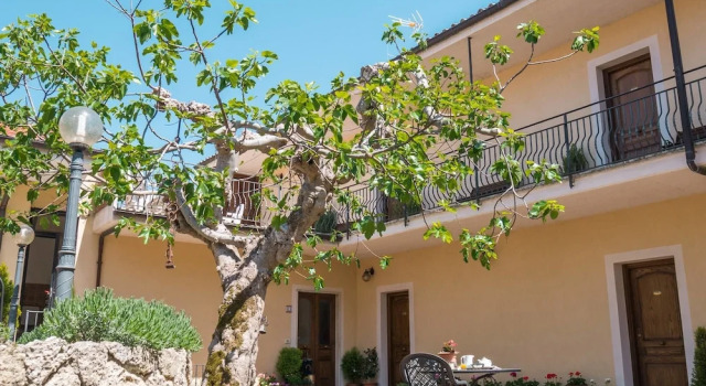 Il Ciclope CountryHotel & Restaurant, Reserva ahora Hotel Hoteles en El Lacio con aparcamiento, Aparcamiento