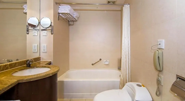 Трёхместный номер Standard с видом на сад Cactus Resort Sanya by Gloria