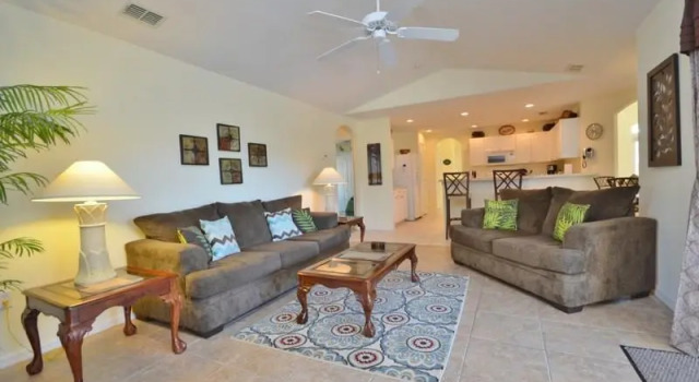 766 Dolcetto Drive 4 Bedrooms, 3 Bathrooms