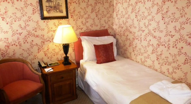 Номер Standard The Bear Hotel