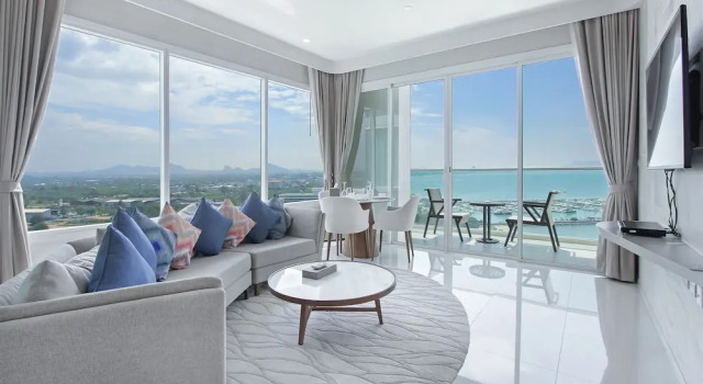 Номер Standard с 2 комнатами с балконом White Sand Beach Residences Pattaya