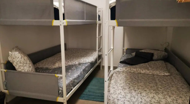 "room in Guest Room - Caparica Poshtel An Luxury Hostel", Забронировать Гостевой дом Гостевые дома Капарика, Гостевой дом