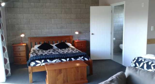Студия Standard с балконом и с красивым видом из окна Abbey Court Motel