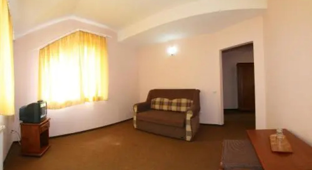 Pensiune Montana, Rezerwuj Hotel Curtea De Arges 