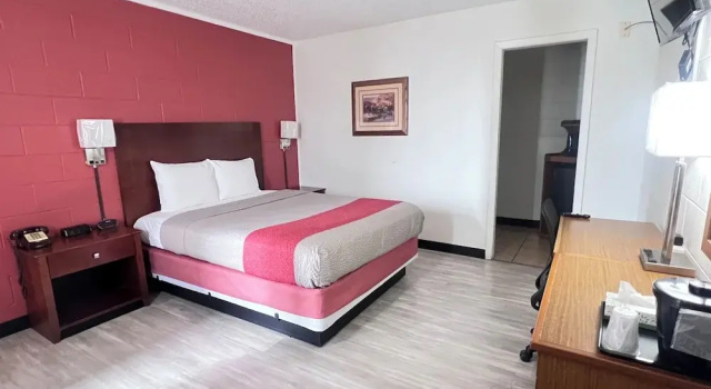 Standard Zimmer Regency Inn