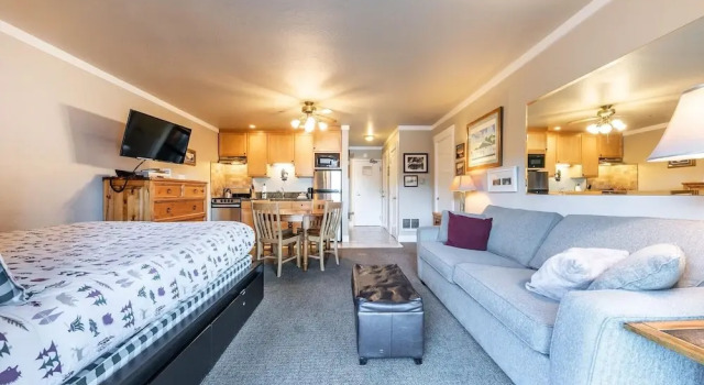 146 Bldg C 1 Bedroom Condo