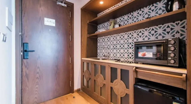 Люкс Premium с 2 комнатами с балконом и рядом с пляжем Apec Mandala Cham Bay Condotel Mui Ne